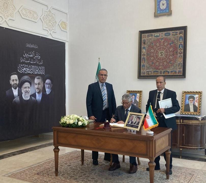 الجزائر