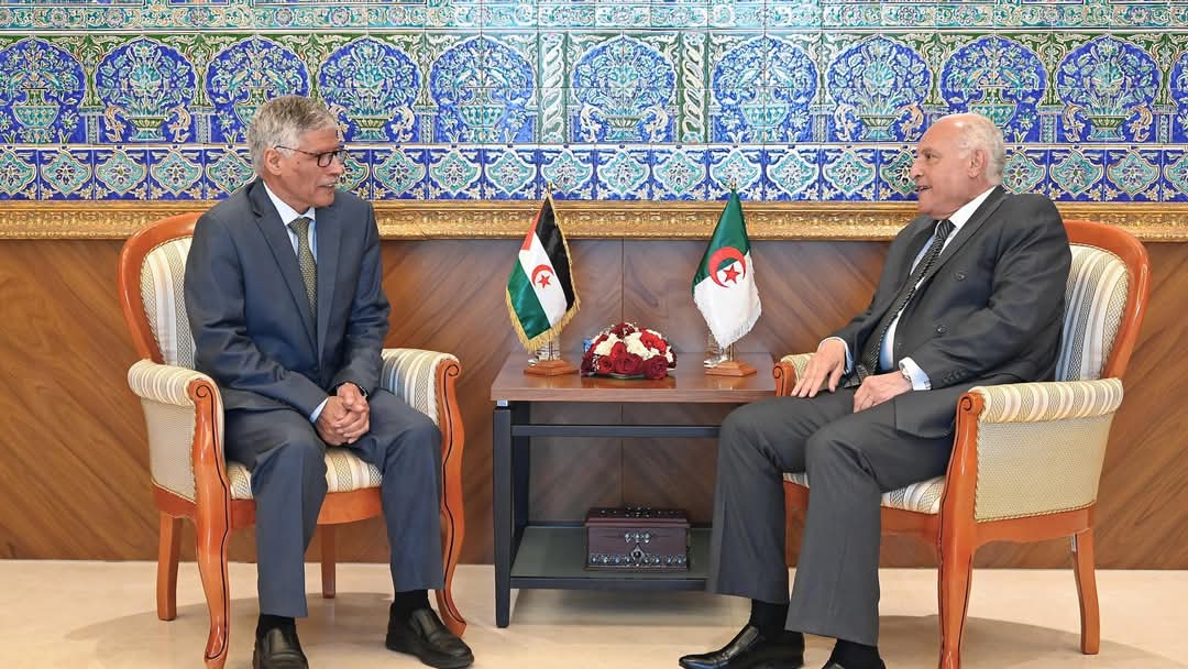 الجزائر
