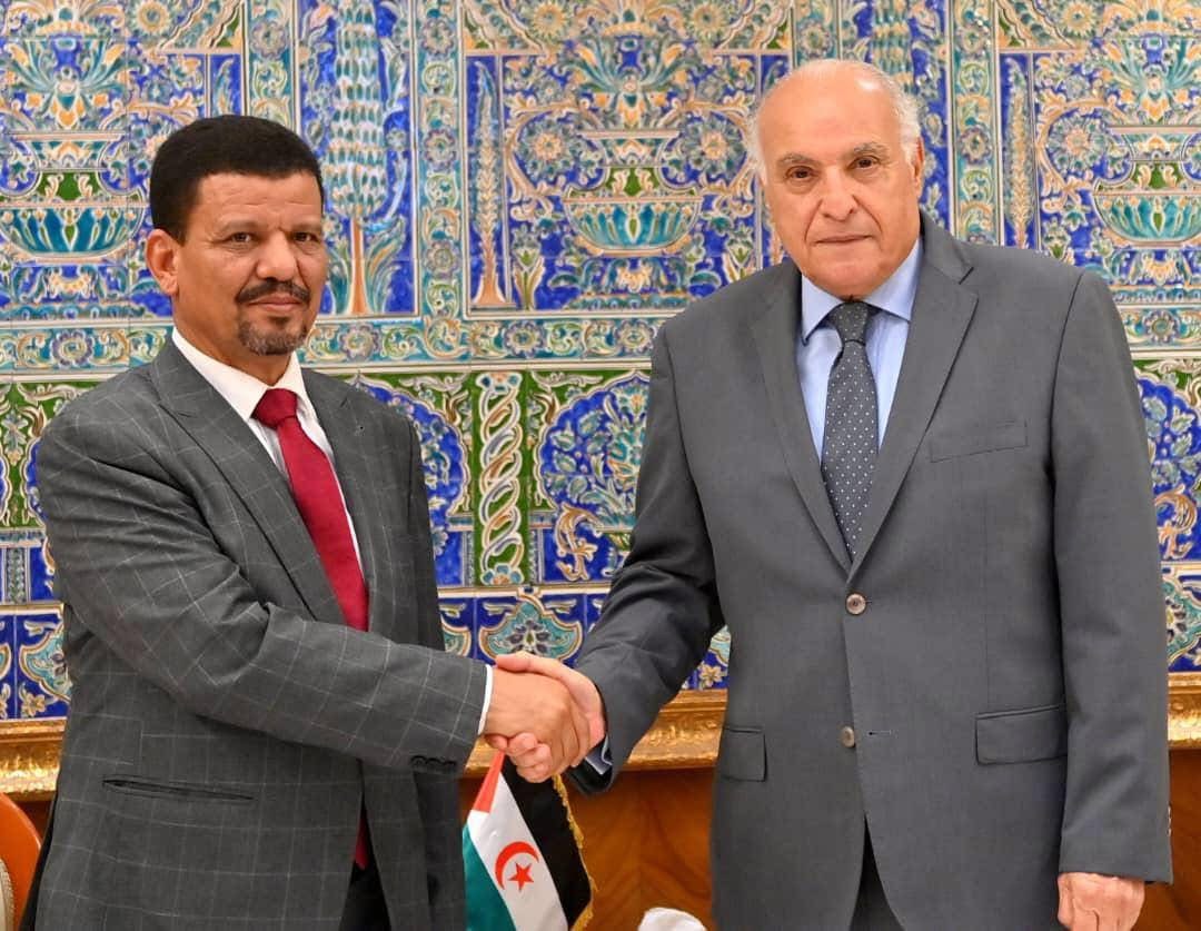 الجزائر