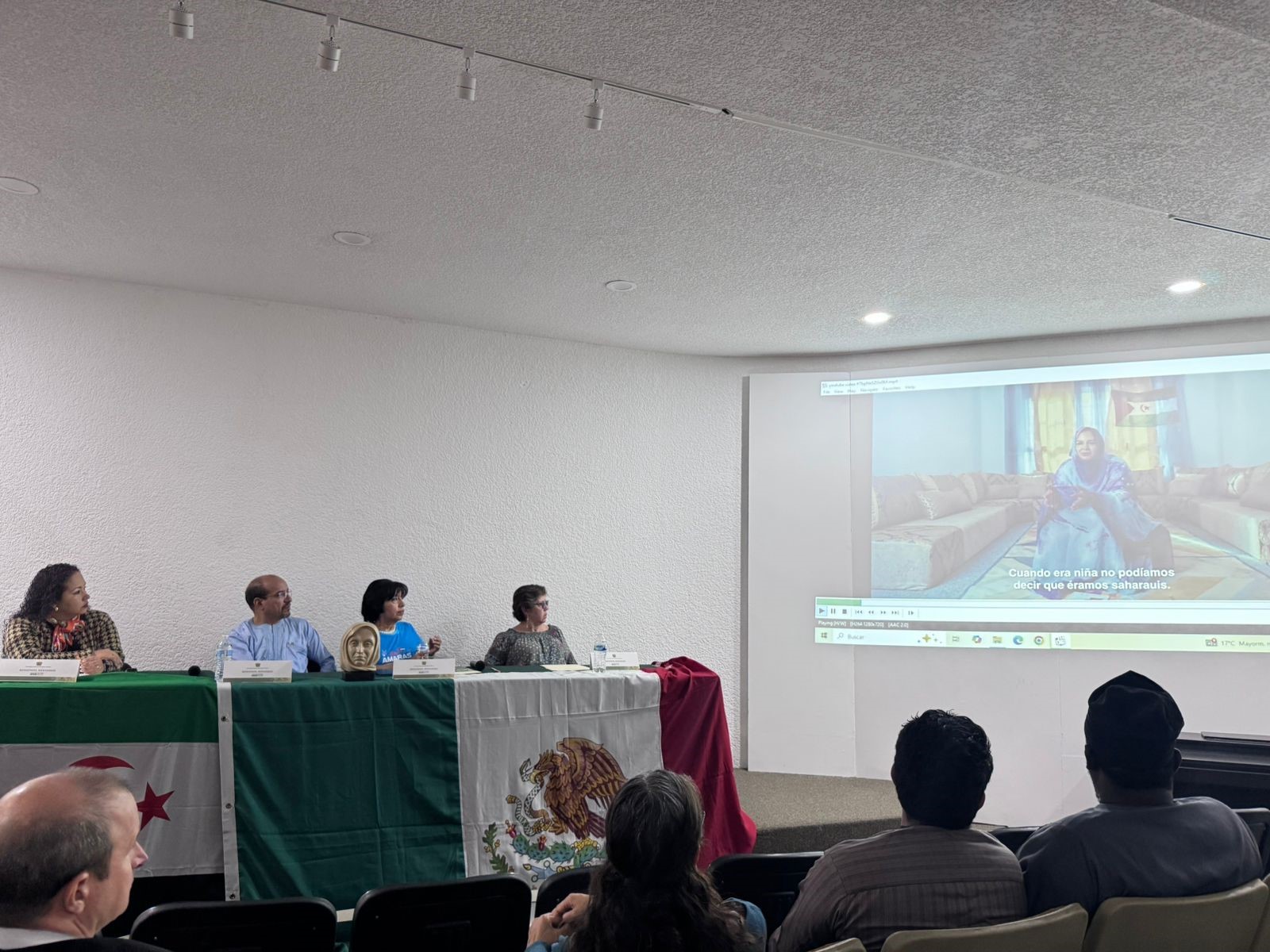 acto_de_coonmemoracion_de_la_asociacion_mexicana_de_amistad_con_la_republica_arabe_saharaui_amaras_cumple_veinte_anos.jpg veinte años de AMARAS