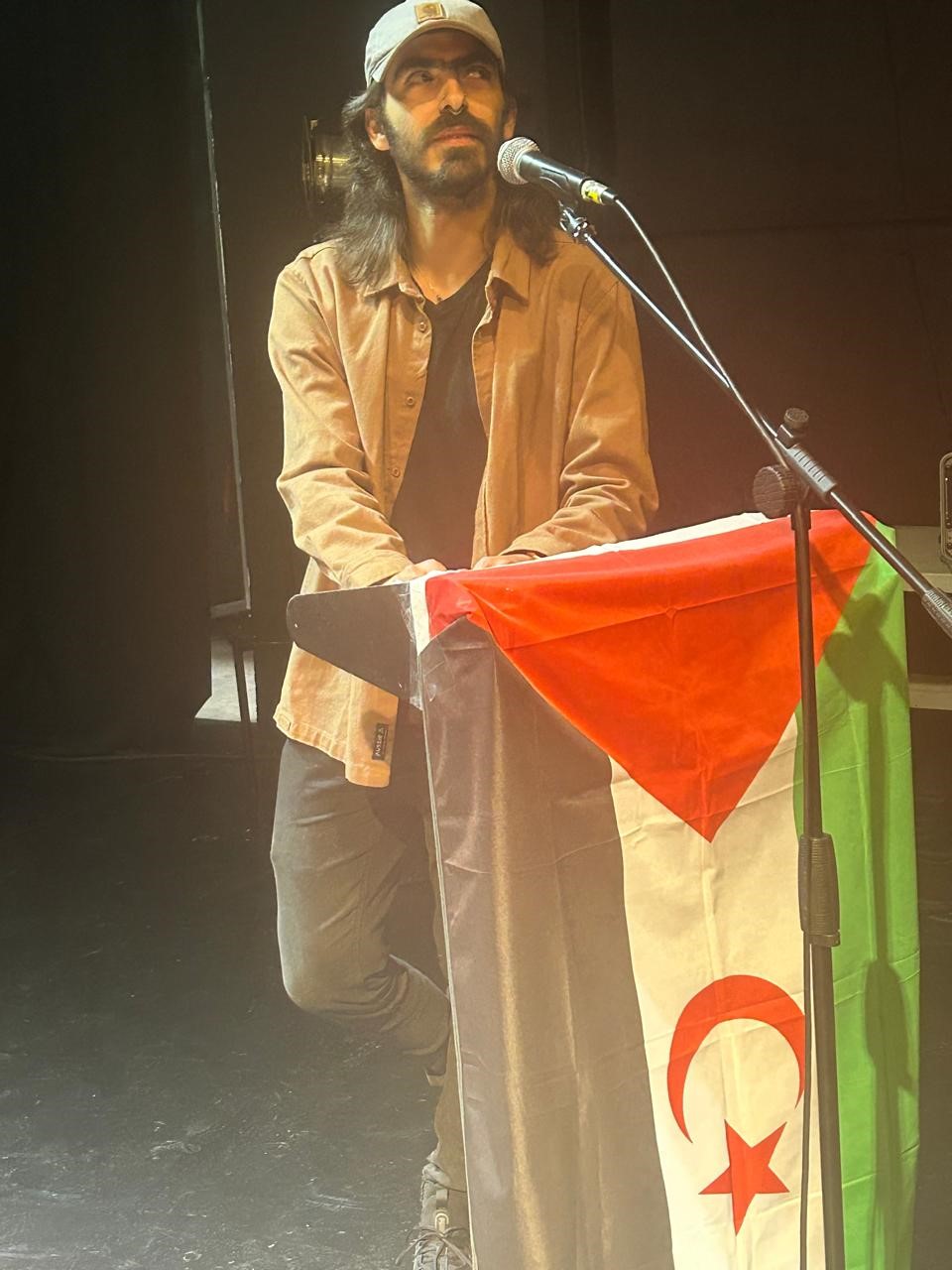 Nuevo documental que destaca la causa saharaui se estrena en Santiago de Chile Nuevo documental que destaca la causa saharaui se estrena en Santiago de Chile