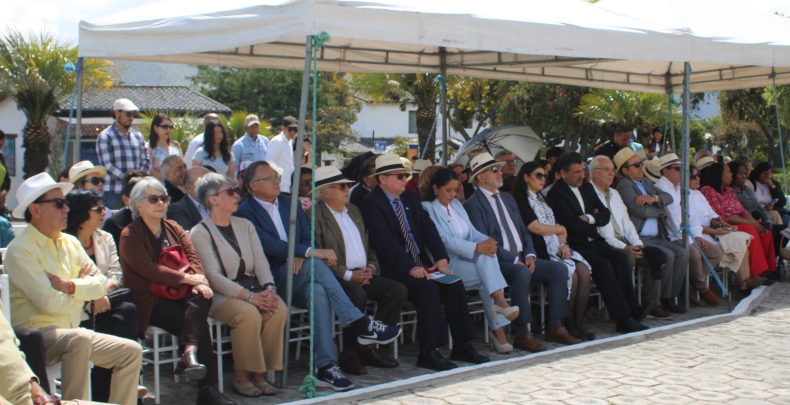 Ecuador y la RASD honran la memoria del Héroe Nacional de Cuba, José Martí, en el 173 Aniversario de su Natalicio Ecuador y la RASD