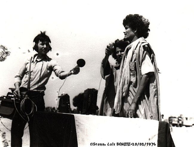 El Uali habla al pueblo en acto año 76