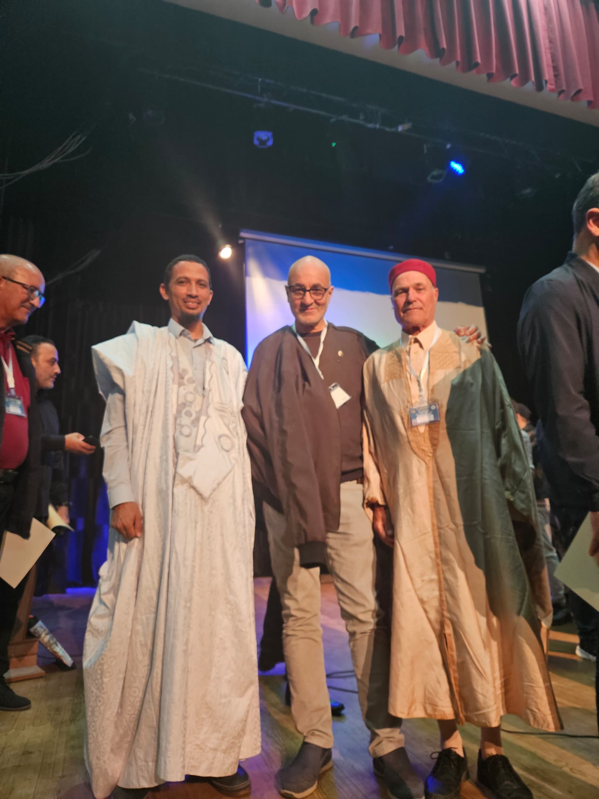 الجزائر