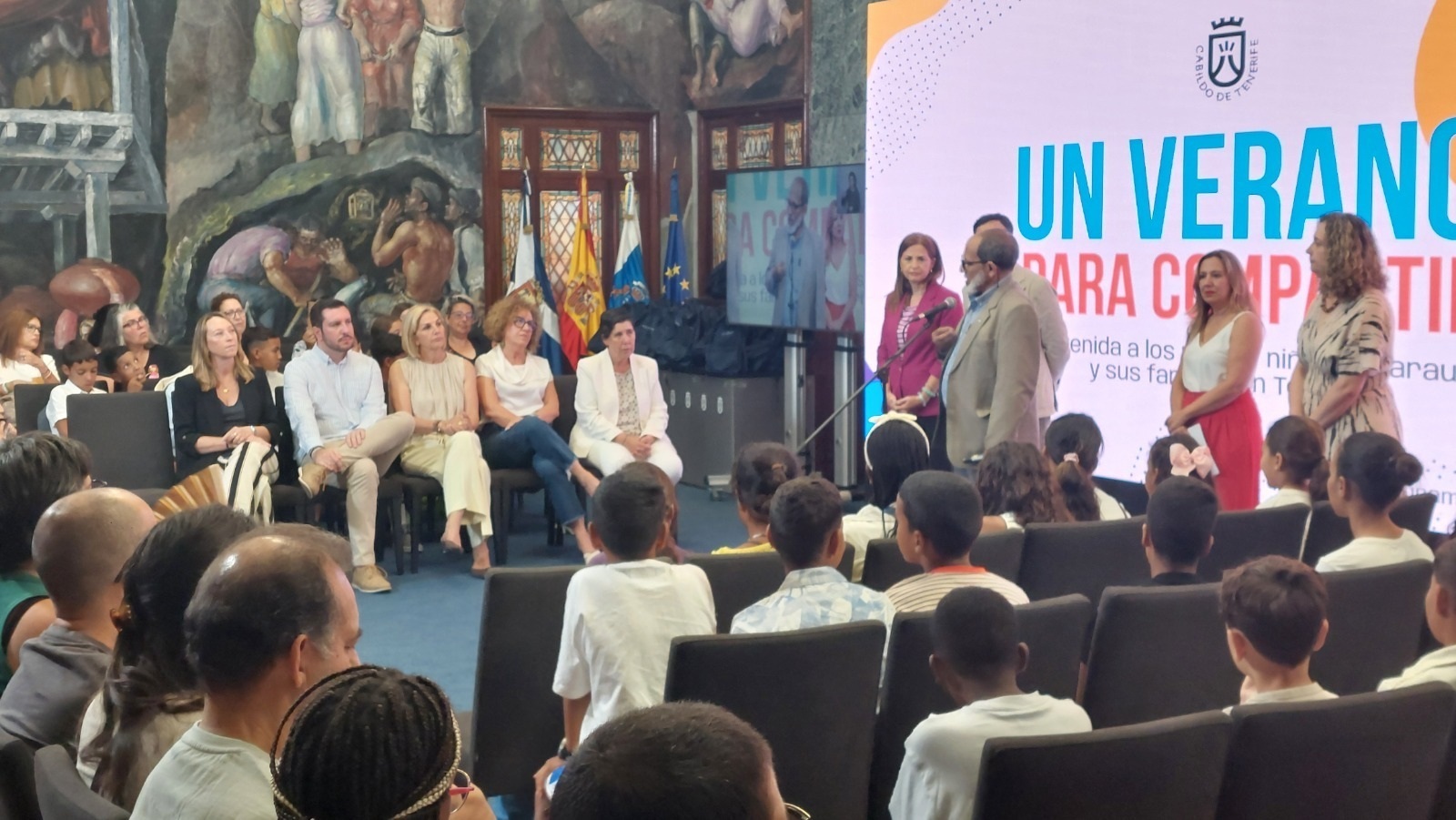 Canarias recibe a pequeños embajadores saharauis en medio de un ambiente estival humanitario y recreativo