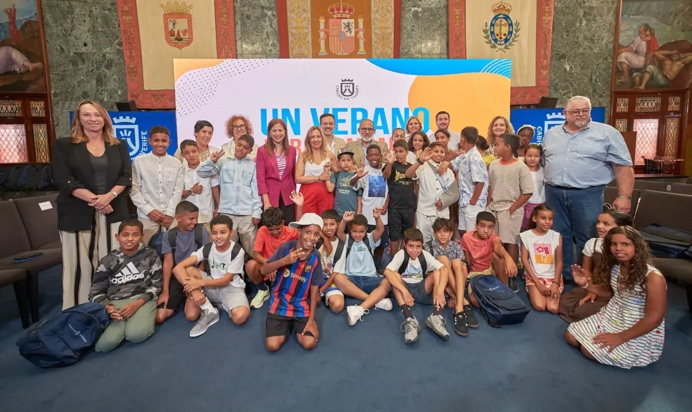 Canarias recibe a pequeños embajadores saharauis en medio de un ambiente estival humanitario y recreativo