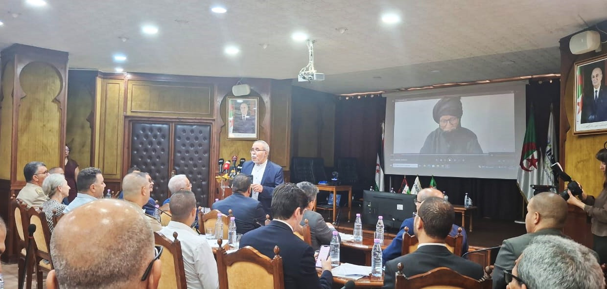 عبد العزيز امجاهد