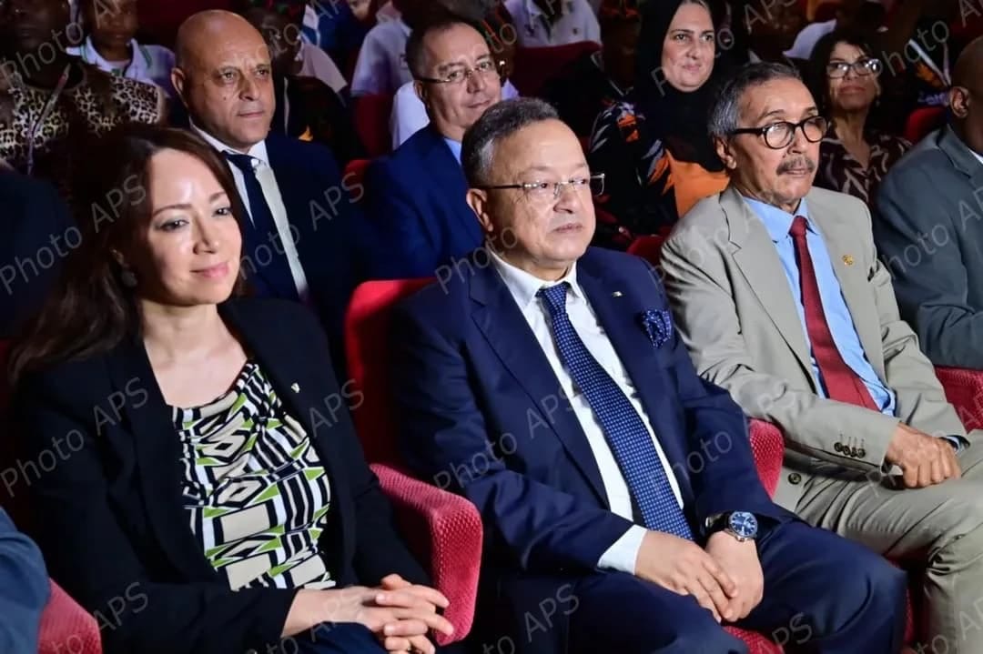 الجزائر