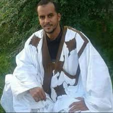 El preso civil y periodista saharaui Mohamed Lamine Haddi suspende su huelga de hambre