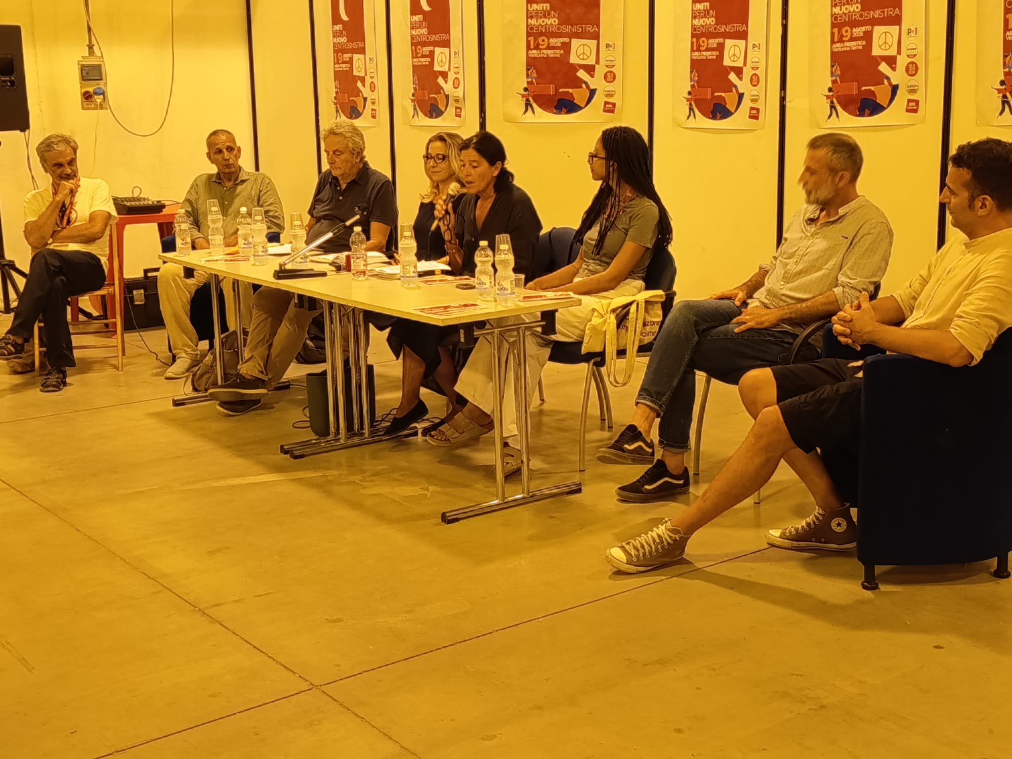 La situación del Sahara Occidental en Mesa Redonda en Toscana