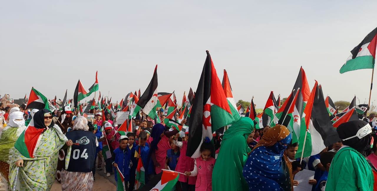 Indignado pero firme, el pueblo saharaui demuestra al mundo que un pueblo unido jamás será vencido