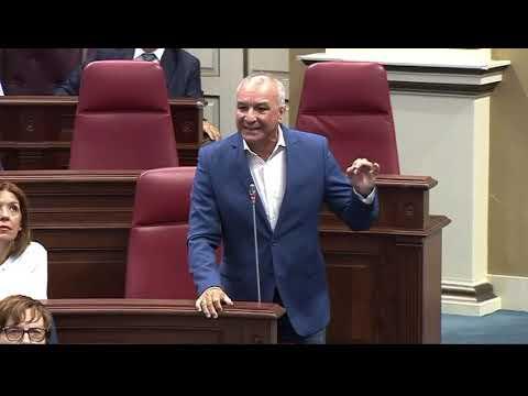 Preview image for the video "Fernando Clavijo ‘mareando la perdiz’ para evitar enfadar al Marruecos".